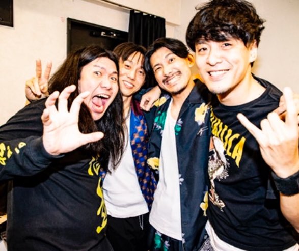 アラウンドザ天竺 tweet media