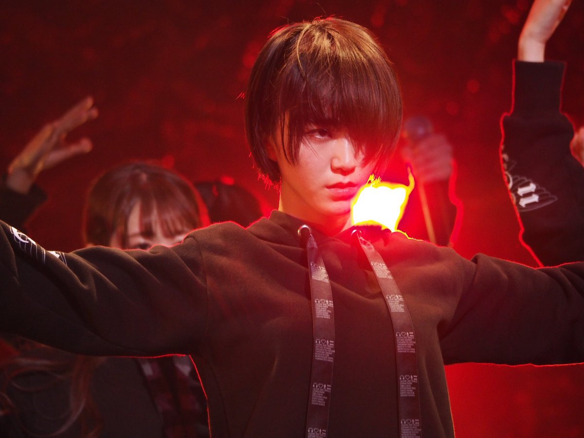 ramune_hinata's tweet photo. アイドルは坂道しか見てこなかったけど
最近イコラブに出会って適当にライブ映像みてたら手遅れcautionの衣織がかっこよすぎてこればっか聞いてる
 #イコラブ
 #野口衣織 https://t.co/rAacMdv1ql