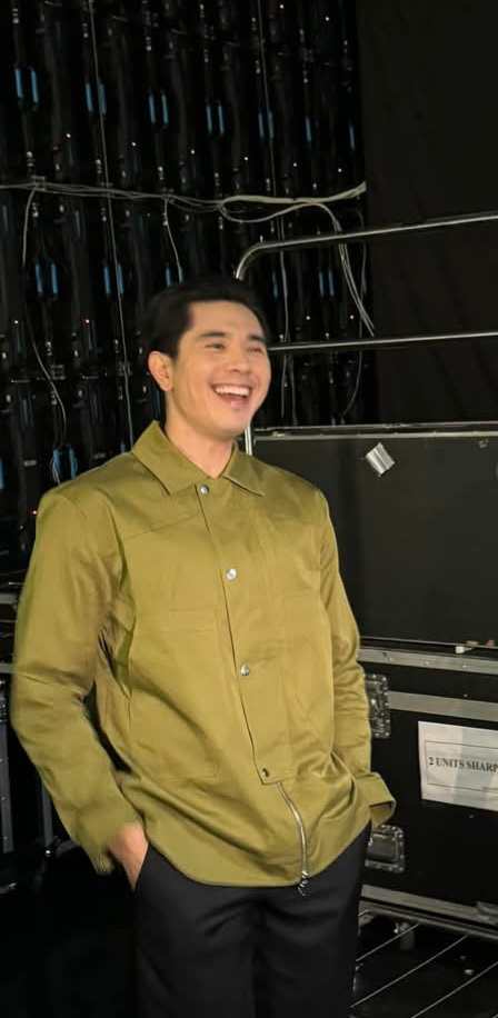 meabdulkhalid's tweet photo. Genuine happiness!!! 

WeBELIEVEin KIMPAU 
#KimPauNewSeryeSoon 

#KimPau #PauloAvelino #KimChiu https://t.co/NjvsOfuFyb