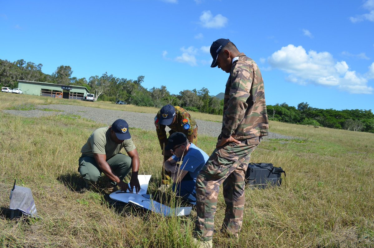 Successful first week of UX11 drone pilot training at the #PacificAcademy! 6 trainees from Tonga, Fiji and PNG trained by @DELAIR at French Air Force Base 186 in New Caledonia. Regional cooperation serving crisis management in the South Pacific.