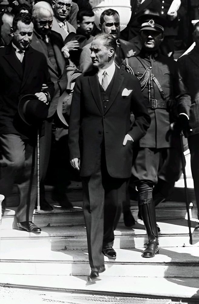 Gün Türk’e aysın🇹🇷 #𐱅𐰇𐰼𐰰