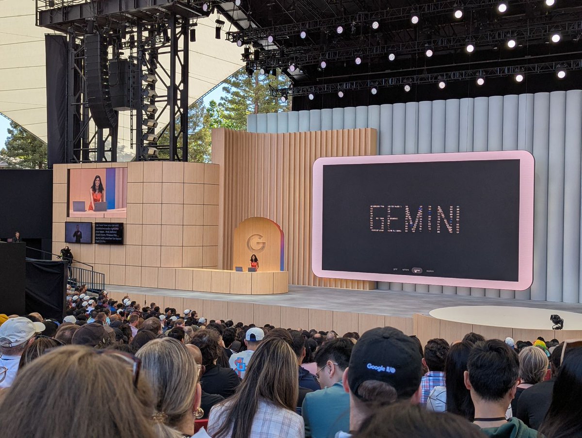 tulseedoshi's tweet image. Had so much fun on stage at #GoogleIO today – lots of Gemini magic! ✨
ICYMI, Gemini 2.5 is just getting better and better!
So proud of the whole team, and this is still just the beginning.
Highlights below 🧵