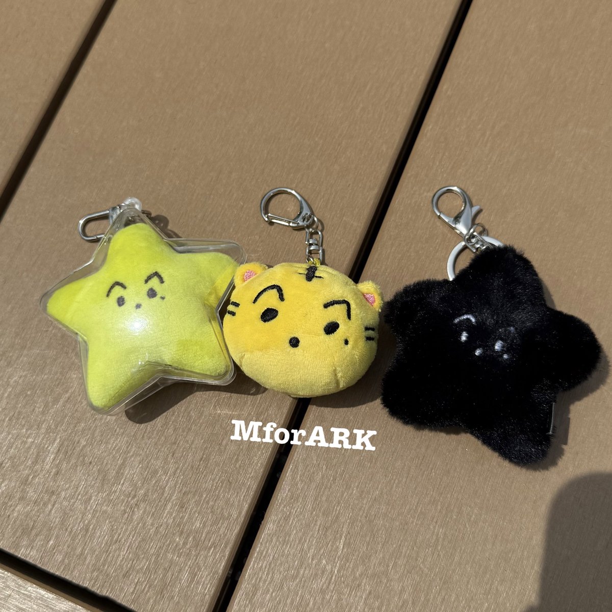 Mforark_nctmark's tweet photo. 마크들❤️

#NCT127_NEOCITY_THE_MOMENTUM_TOKYO
#마크 #이마크 #MARK #MARKLEE #NCT127 #엔시티127 https://t.co/82RCUcqu5K