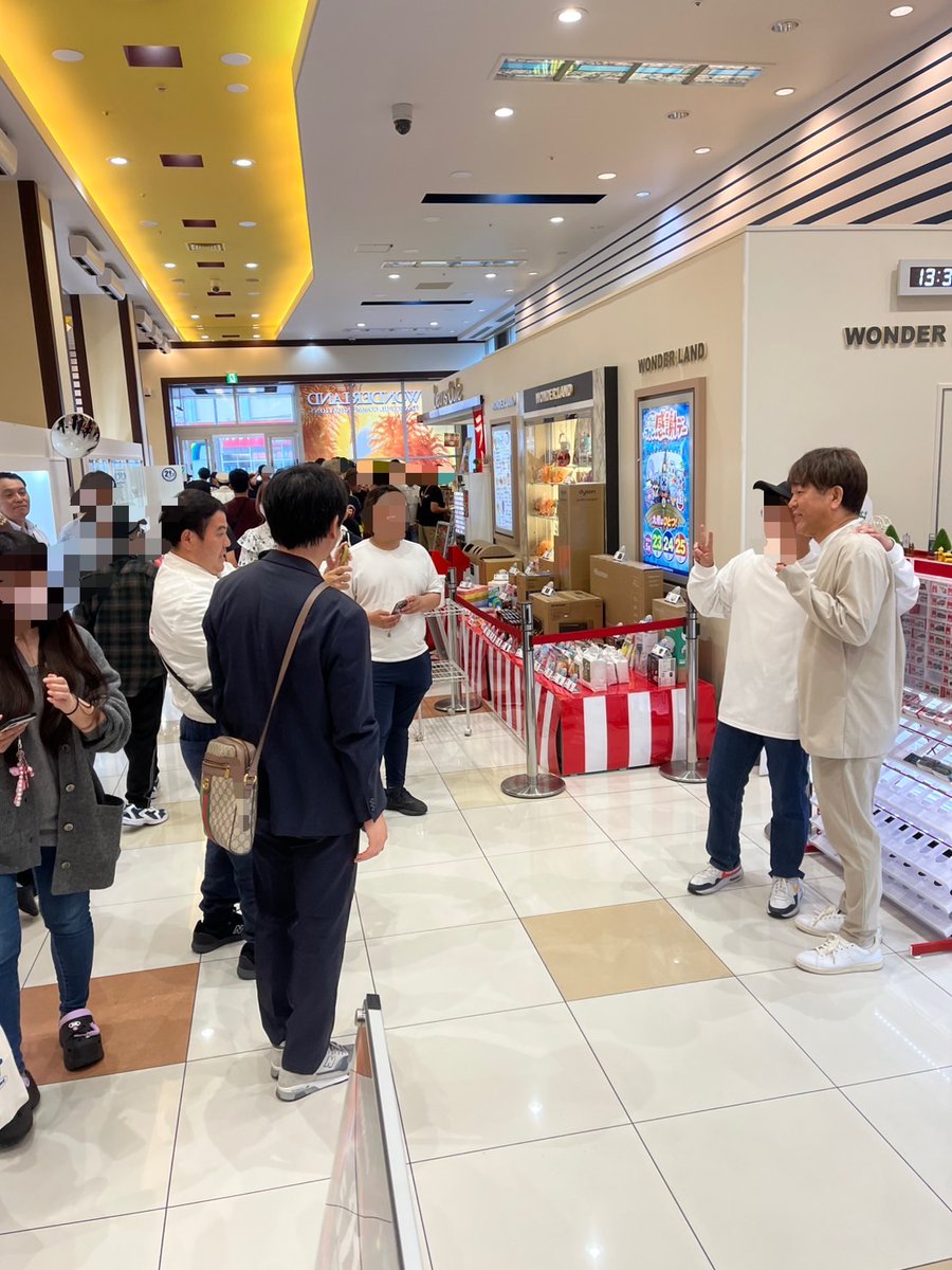 ファン対応神でした🥹❤️‍🔥 そして食事にドリンクに大盛況です