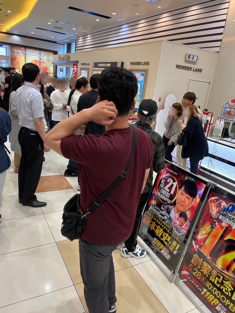 ふじもん ファン対応神でした🥹❤️‍🔥 そして食事にドリンクに大盛況です