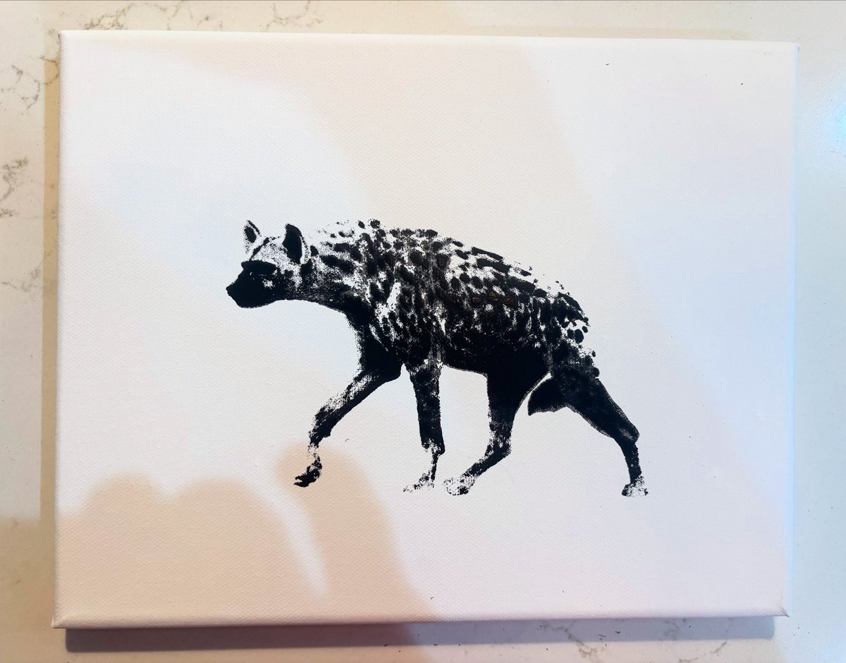 Hyena 
SinO 2025
Silk screen print on canvas 

#diy #screenprint #artistsofX #feral