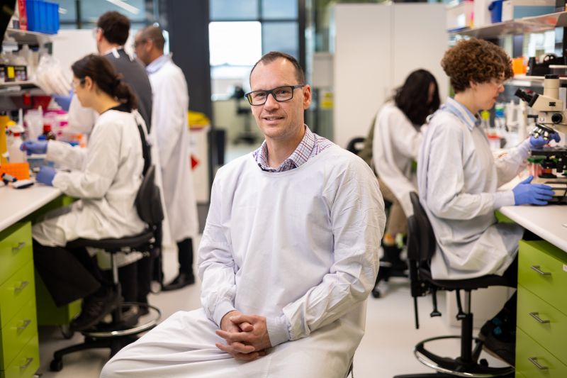 Collaborative Centre for Genomic Cancer Medicine (@gencancercentre) on Twitter photo 🧬Whole genome & transcriptome sequencing could improve precision treatment & identify tissue of origin for cancers of unknown primary (CUP), finds a study led by A/Prof <a href="/rtothill/">RichTothill</a> & Prof Linda Mileshkin (<a href="/PeterMacCC/">Peter Mac Cancer Centre</a>), published today in <a href="/NatureComms/">Nature Communications</a>.
➡️go.unimelb.edu.au/f98p 🧬Whole genome & transcriptome sequencing could improve precision treatment & identify tissue of origin for cancers of unknown primary (CUP), finds a study led by A/Prof <a href="/rtothill/">RichTothill</a> & Prof Linda Mileshkin (<a href="/PeterMacCC/">Peter Mac Cancer Centre</a>), published today in <a href="/NatureComms/">Nature Communications</a>.
➡️go.unimelb.edu.au/f98p