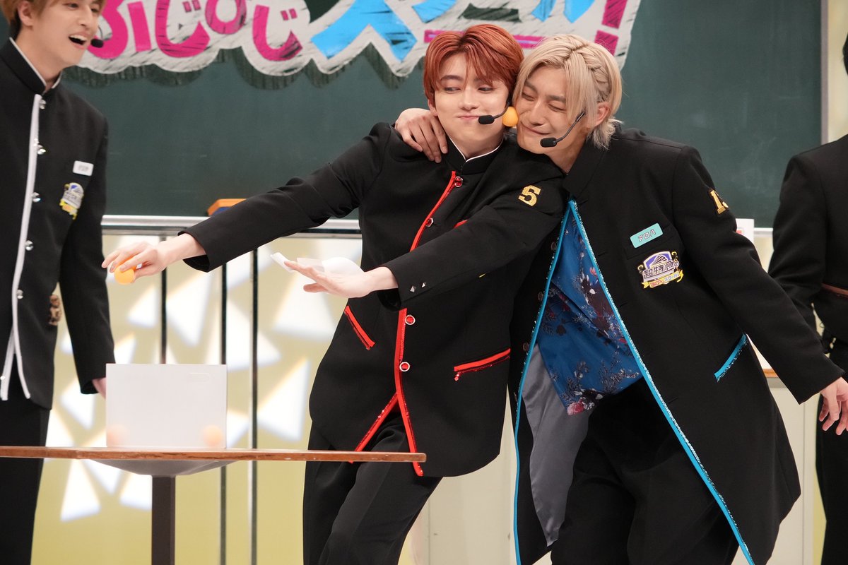 超特急くじvol.2　ラスト賞ミニテーブル 超特急 セット くじ vol.2 D賞 コンパクトマルチケース カイ