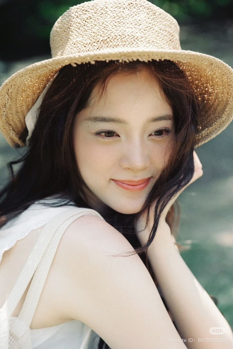 Nana Ouyang 欧阳娜娜 🌸 pics🌸 (@Ouyangnana2000) / Posts / X