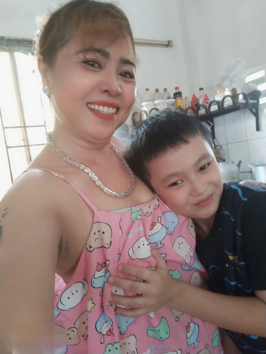 Mẹ đơn thân u40 ở Bình Dương
