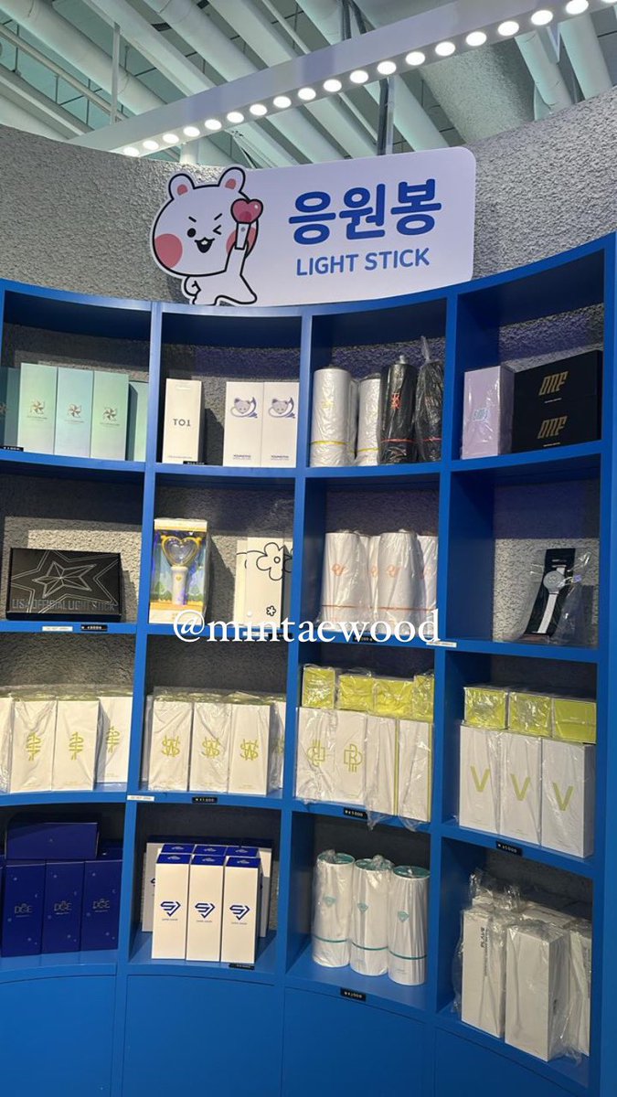 mintaewood's tweet photo. Jastip Lightstick Treasure 
Ditunggu sampai jam 13.00 hari ini yaaa
Makasihhh juga yang udah order 🙏🏻🫶🏻🫶🏻
Sampai di jakarta tanggal 24 mei 2025
treasure di ktown4u sisa 4pcs yang mau dm aja
Boleh juga tanya tanya lightstick yang lain nanti di carikan di ktown4u nya
#wts #jastip https://t.co/fvVJU231aw