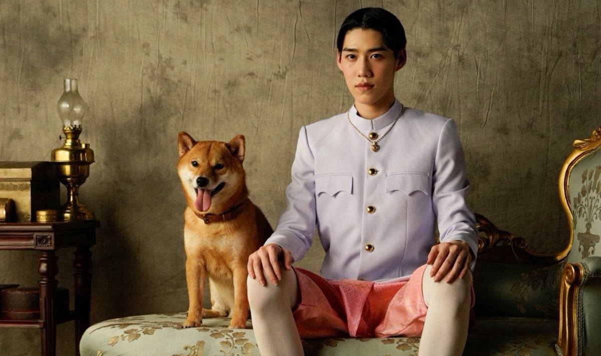 fernseelee's tweet image. (แปล)

พีพี : พีดีใจที่ได้อินสไปร์ให้คนกล้าเป็นตัวเอง สำหรับพี การเป็นตัวของตัวเองคือการ ‘เคารพตัวเอง ยอมรับตัวเอง เชื่อมั่นในตัวเอง และรักตัวเองให้มาก’

เราเป็นคนแบบไหนก็ได้ ถ้าไม่ทำให้ใครเดือดร้อน ใช้ชีวิตในแบบที่เรามีความสุข ถ้าเรารักและเชื่อตัวเองมากพอ ชีวิตจะดีขึ้นแน่นอน 🤍