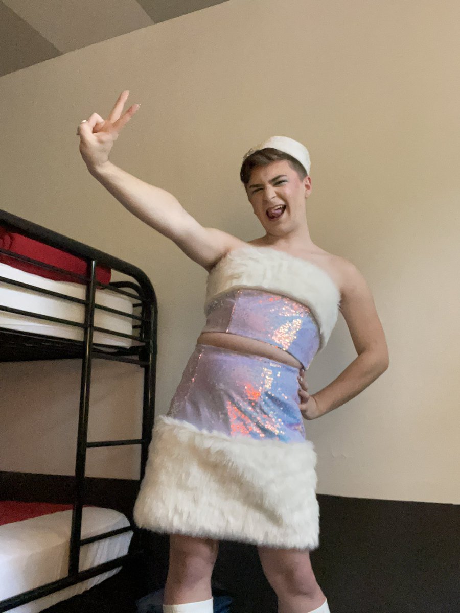 zarcaroni's tweet photo. @rachelchinourir I made your Never Need Me dress for the Chicago date! https://t.co/Op3tfRvU9q
