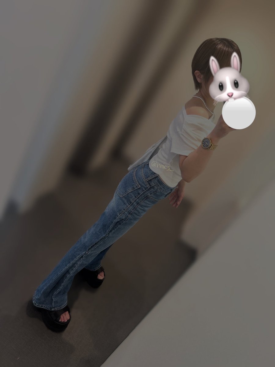 夏はデニム × 白teeが最強だと思ってる🐰🤍