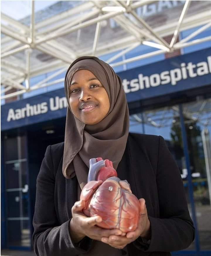 A Somali student, Mariam Noor has developed a medical device that helps prevent leaking heart valves, which could eliminate the need for heart surgery.

The Somali fròm Aarhus University, Denmark spent three years designing and developing a ring that may cure patients with a
