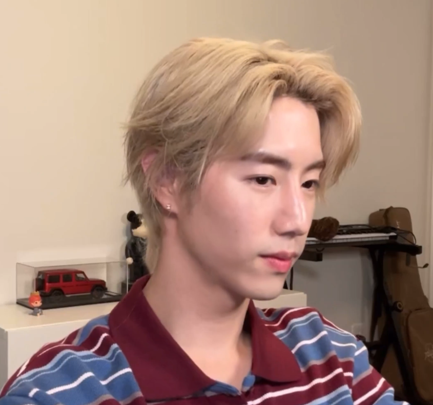 𝐀𝐝𝐨𝐡𝐨𝐥𝐢𝐜𝟗𝟑 tweet media
