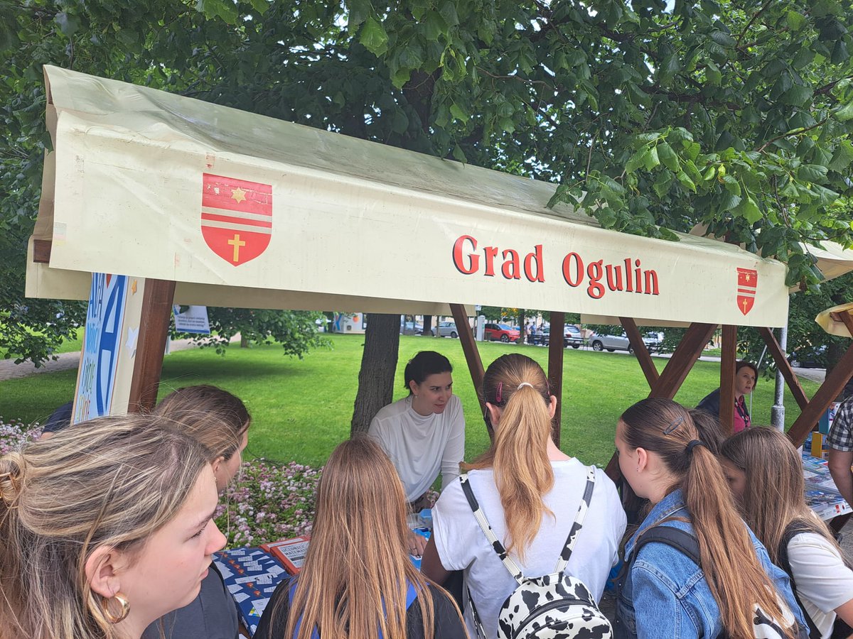 TeaBorkovic's tweet photo. Hvala stemOGrad na pozivu. Bilo nam je stvarno krasno družiti se s toliko pametnih glavica i mozgati zajedno s njima. 
#alfa #equi #equijunior #btc #sudoku https://t.co/mVkF7040x2