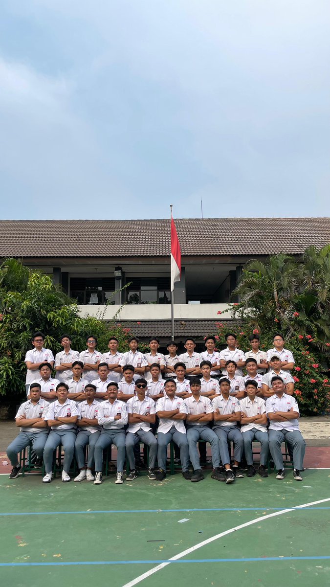 Akilmaintwt's tweet photo. PAKE NANYA. 🤣🤣 https://t.co/LsL0cHWSDz