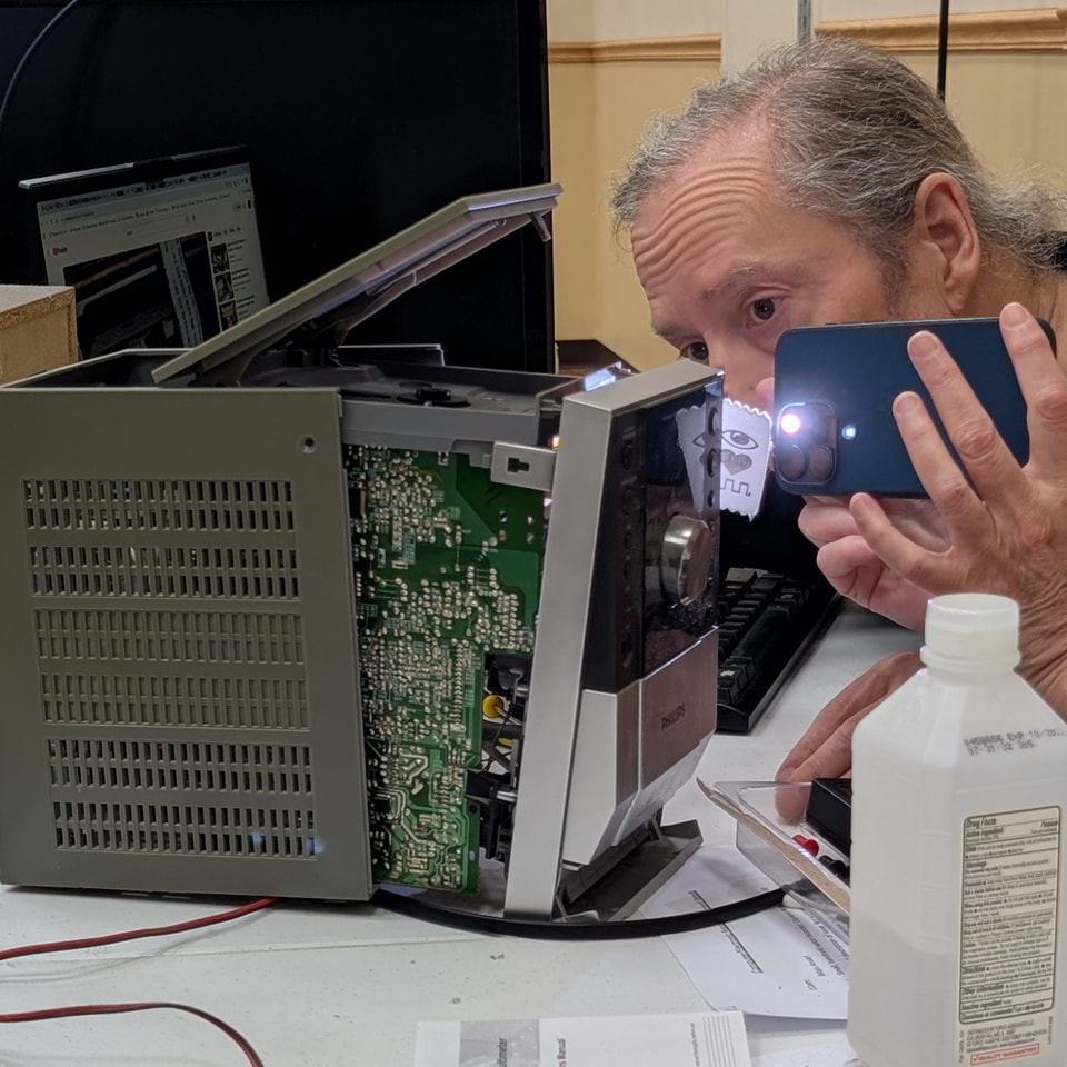Scott R. McKinley (@scottrmckinley) on Twitter photo Earlier this month I volunteered at the first ever Repair Cafe sponsored by the <a href="/RoxLibrary/">Rox Media Center</a> Roxbury Township Public Library. I had nostalgia for the almost 20 years doing software and hardware support at @adp Even my experience at Hollywood Video came in handy! #TechSupport Earlier this month I volunteered at the first ever Repair Cafe sponsored by the <a href="/RoxLibrary/">Rox Media Center</a> Roxbury Township Public Library. I had nostalgia for the almost 20 years doing software and hardware support at @adp Even my experience at Hollywood Video came in handy! #TechSupport