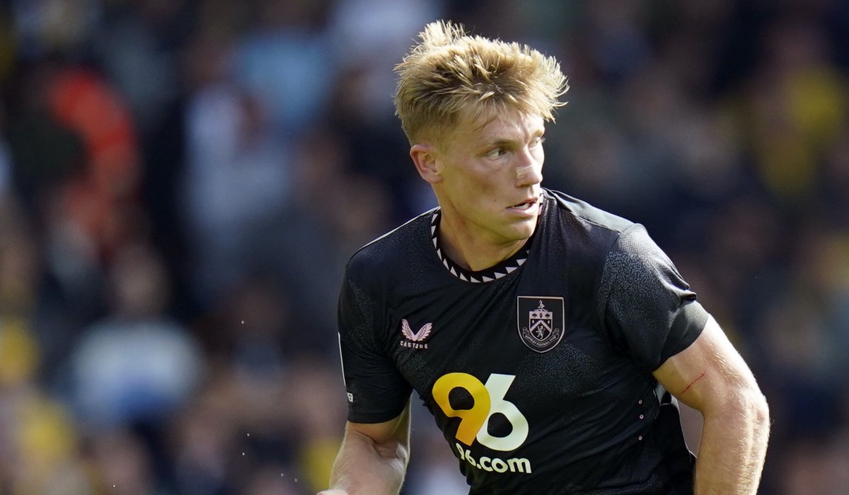 South London Press (@sthlondonpress) on Twitter photo Burnley confirm permanent deal for Millwall attacker as well as departure of former Charlton midfielder -  londonnewsonline.co.uk/sport/burnley-… Burnley confirm permanent deal for Millwall attacker as well as departure of former Charlton midfielder -  londonnewsonline.co.uk/sport/burnley-…