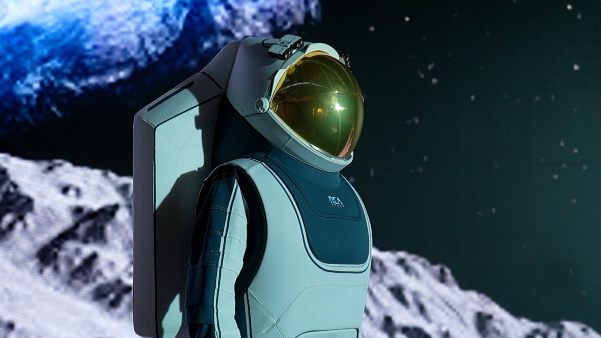 ESABICTurin's tweet photo. 🧑‍🚀 The Italian #startup REA Space represented national excellence at EXPO 2025 in Osaka, culminating with the world premiere presentation of the first prototype of a custom-made European Extra-Vehicular Activity (EVA) #suit.

Read more 👉 https://t.co/Dz3dYzCzZM

#ESABIC #space https://t.co/6KOltZv2y2