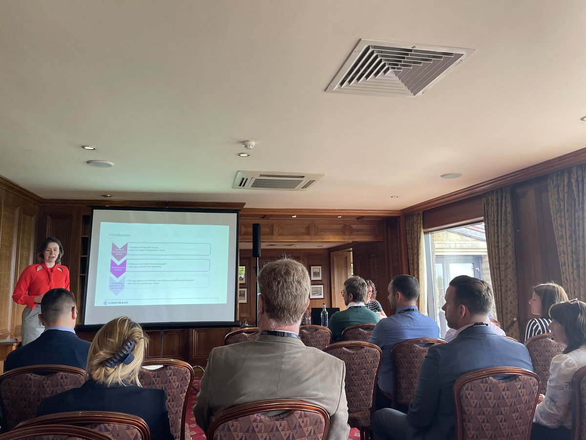KindBuilders's tweet image. Evette has had a productive morning enjoying the conference talks and is looking forward to continued networking later!

#Healthcare #PropertyForum #iPnnovation #Kind80 #Networking