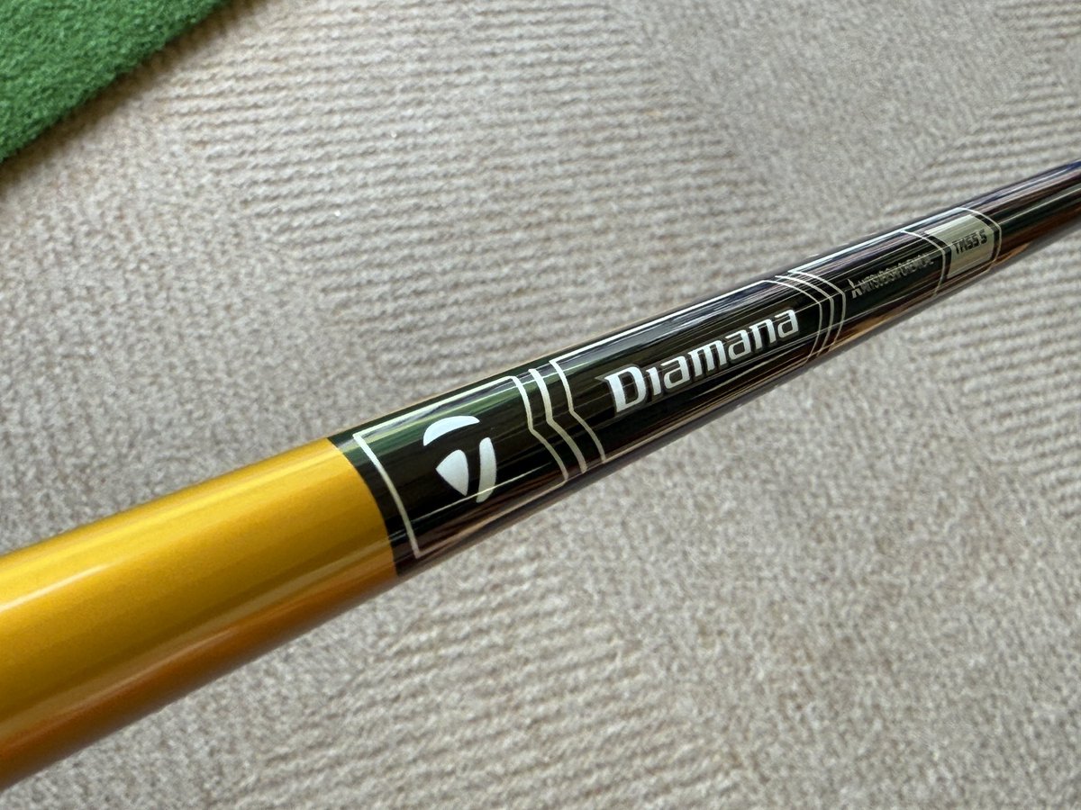 シャフトは純正Diamana SILVER TM55を2004年当時のカラーにしたもの