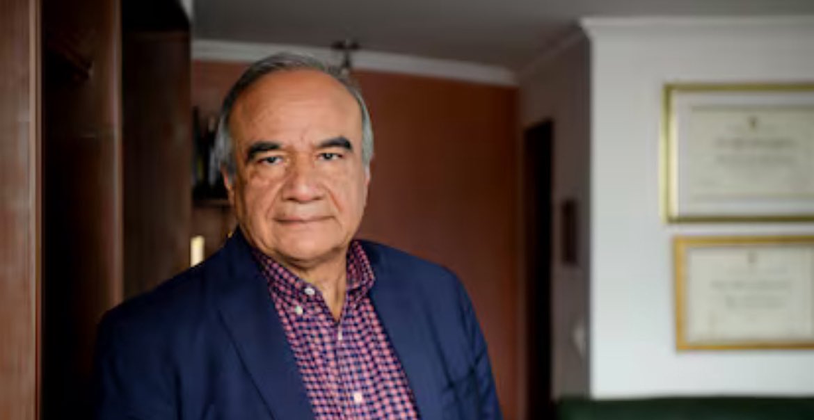 Hoy felicito a los  Senadores por la gran elección del Doctor Héctor Carvajal como magistrado de la corte, persona de las mas y mejores calidades profesionales. Todo esto por el bien de nuestra justicia.