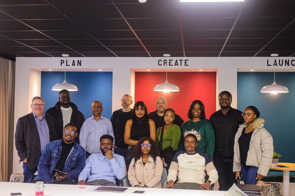 hullfrontend's tweet image. 🎉 It’s been a year since our last event at EdgeHub, and we’re excited to announce that we’re back with a great lineup of events ahead!
To kick things off, we’re hosting a networking event this July at EdgeHub, with refreshments and insightful talks.
Full details coming soon 📆