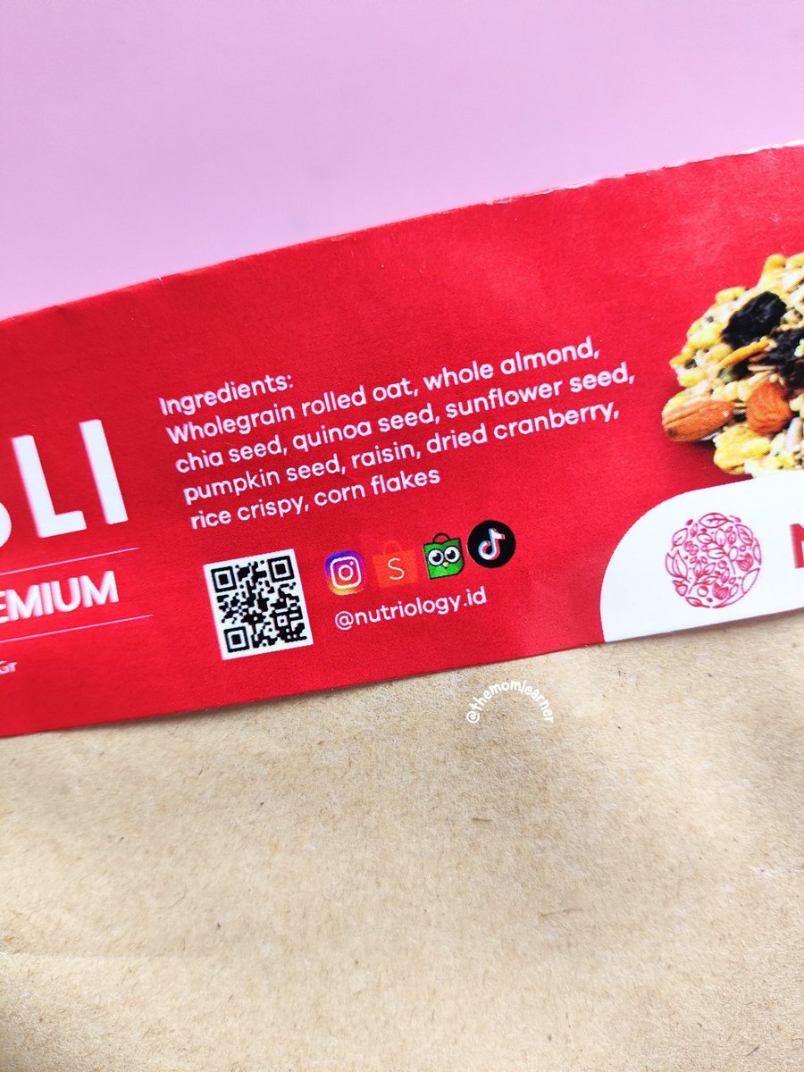 Udah saatnya mencintai diri dengan rutin konsumsi ✨makanan sehat✨

✅Tinggi serat, pencernaan lancar (riil, anakku pun kalau rutin ngemil biji2an langsung lancar BAB padahal sering sembelit🥲)
✅Sumber energi sehat &amp; protein
✅Mengurangi risiko kolesterol
✅OK buat diet!
