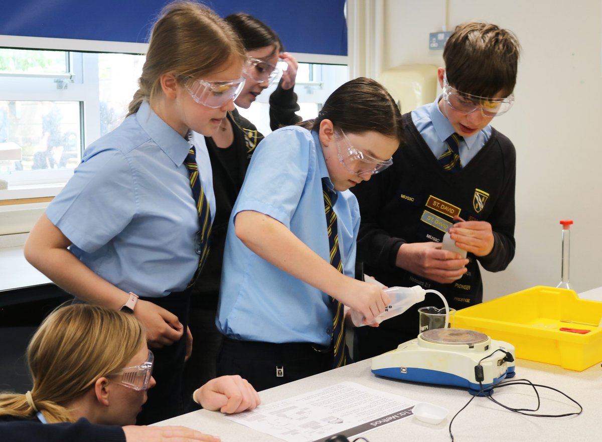KennetSchool's tweet photo. House Science was full of excitement and brainpower! Tasks included making standard solutions, decoding DNA, solving science puzzles, launching Malteser catapults, building pendulum clocks and hunting for UV symbols. Well done #StFrancisHouse - this year’s winners! #KennetScience https://t.co/rQKvmsOxUe