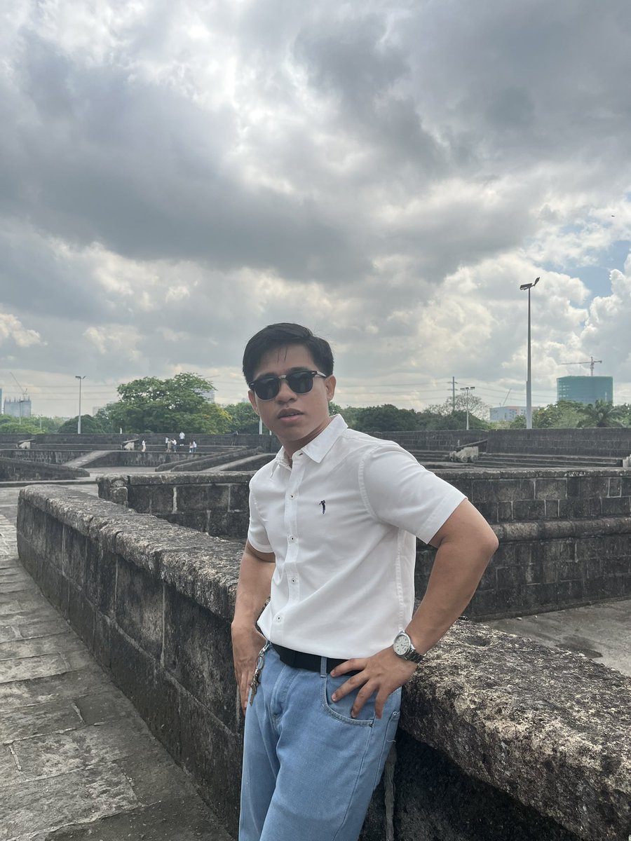 At this point of my life, I could tell that I am far happier than I was after reading my tweets back. 

Hopefully I can share some good things here moving forward.