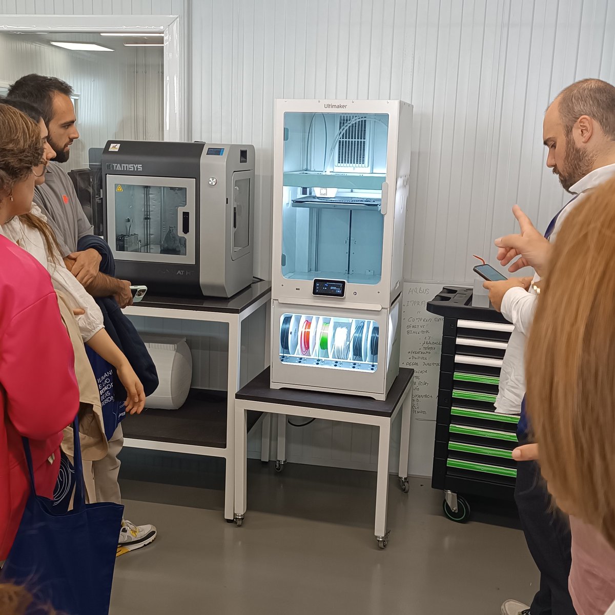 VITARTIS (@vitartis) on Twitter photo <a href="/lince_grupo/">Grupo Lince</a> Continuamos el recorrido guiado por las salas de impresión 3D y post-procesado del Centro de Fabricación Aditiva #Social de <a href="/lince_grupo/">Grupo Lince</a>, en el que trabajan 750 personas con discapacidad intelectual <a href="/lince_grupo/">Grupo Lince</a> Continuamos el recorrido guiado por las salas de impresión 3D y post-procesado del Centro de Fabricación Aditiva #Social de <a href="/lince_grupo/">Grupo Lince</a>, en el que trabajan 750 personas con discapacidad intelectual