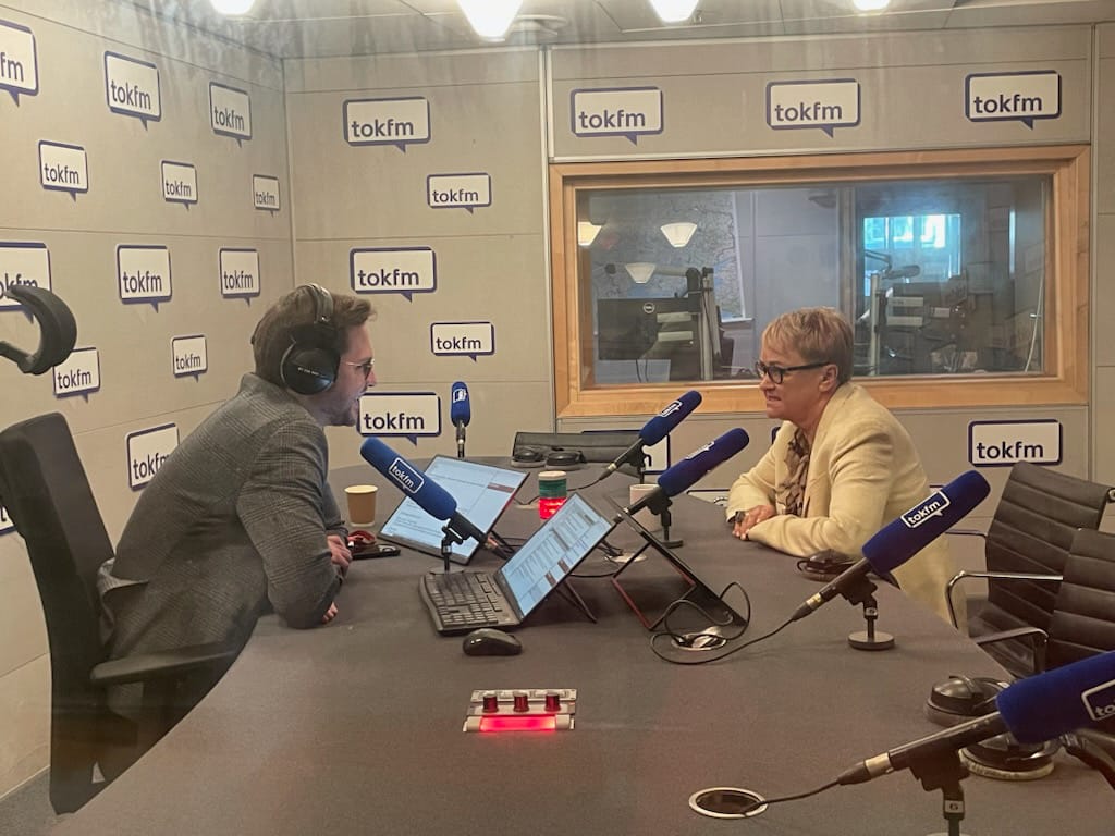 Szkoda, że dopiero przedwyborcze "wzmożenie" skłania rządzących do poważnego zajęcia się tematem #deregulacja
 
To powinien być proces, a nie jednorazowa akcja

Mówiła o tym w #MagazynEKG w Radiu TOK FM przewodnicząca Rady Głównej Lewiatana <a href="/HBochniarz/">dr Henryka Bochniarz</a>