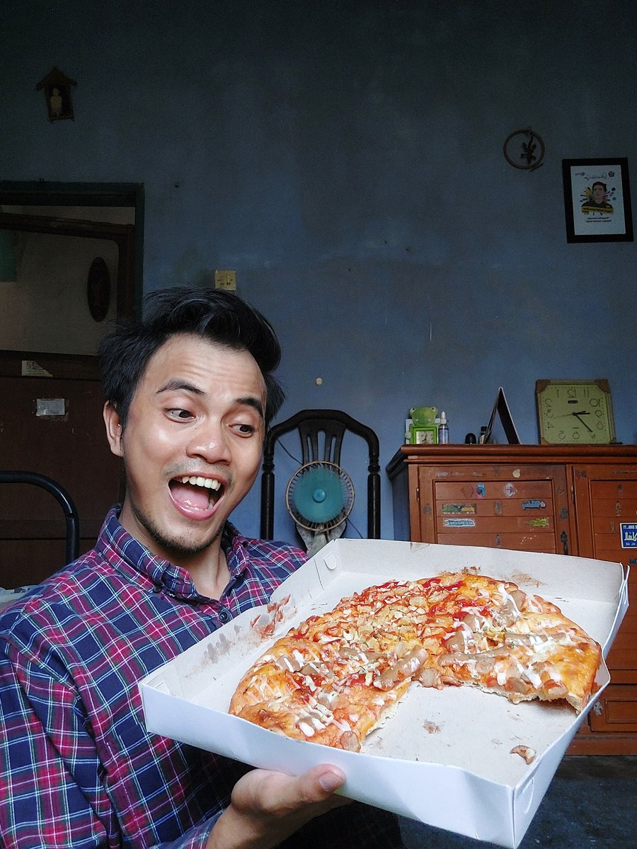 Fadlun Rahmandika (@terzgemoy) on Twitter photo <a href="/letsexchange_io/">LetsExchange</a> <a href="/The_HaqqNetwork/">HAQQ Network</a> I have an exceptional fondness for eating pizza; its rich combination of flavors, textures, and aromas consistently delivers a satisfying culinary experience that I find difficult to resist on any occasion. <a href="/letsexchange_io/">LetsExchange</a> <a href="/The_HaqqNetwork/">HAQQ Network</a> #LetsExchangePizzaDay <a href="/letsexchange_io/">LetsExchange</a> <a href="/The_HaqqNetwork/">HAQQ Network</a> I have an exceptional fondness for eating pizza; its rich combination of flavors, textures, and aromas consistently delivers a satisfying culinary experience that I find difficult to resist on any occasion. <a href="/letsexchange_io/">LetsExchange</a> <a href="/The_HaqqNetwork/">HAQQ Network</a> #LetsExchangePizzaDay