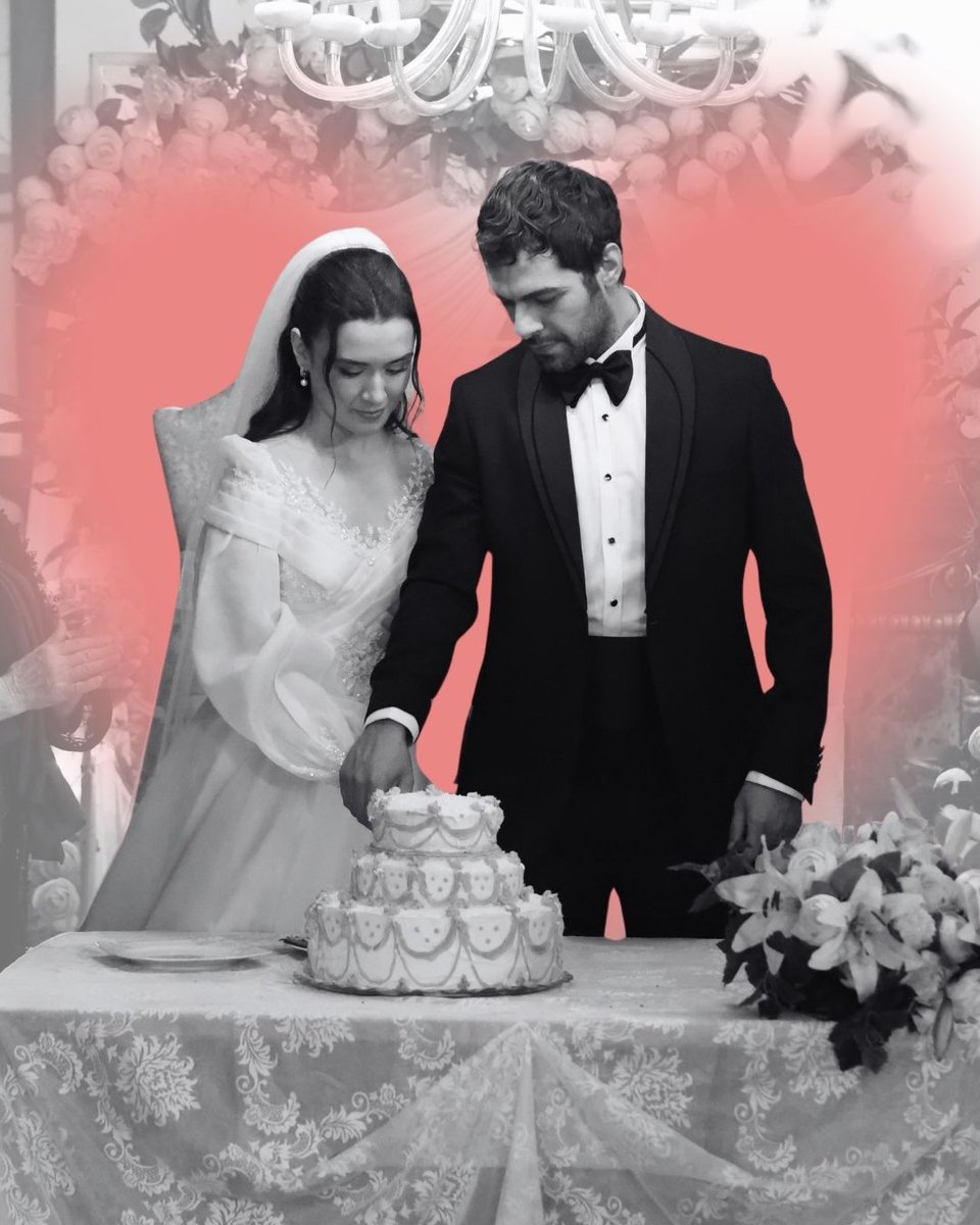 kanal7's tweet photo. 've sonsuza dek mutlu yaşadılar...' 🩷🩷

#zeynep #halil #zeyhal #rüzgarlıtepe #kanal7 https://t.co/MmEUf8tLvZ