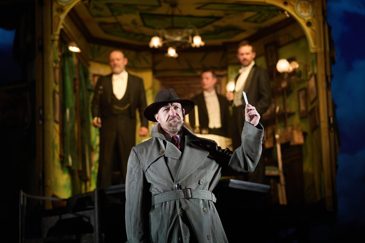 asmallmind's tweet image. While J. B. Priestley's An Inspector Calls is a true classic, the current touring production, now at @MKTheatre, is disappointing due to over-design.
My full review:
asmallmindatthetheatre.blogspot.com/2025/05/review…
