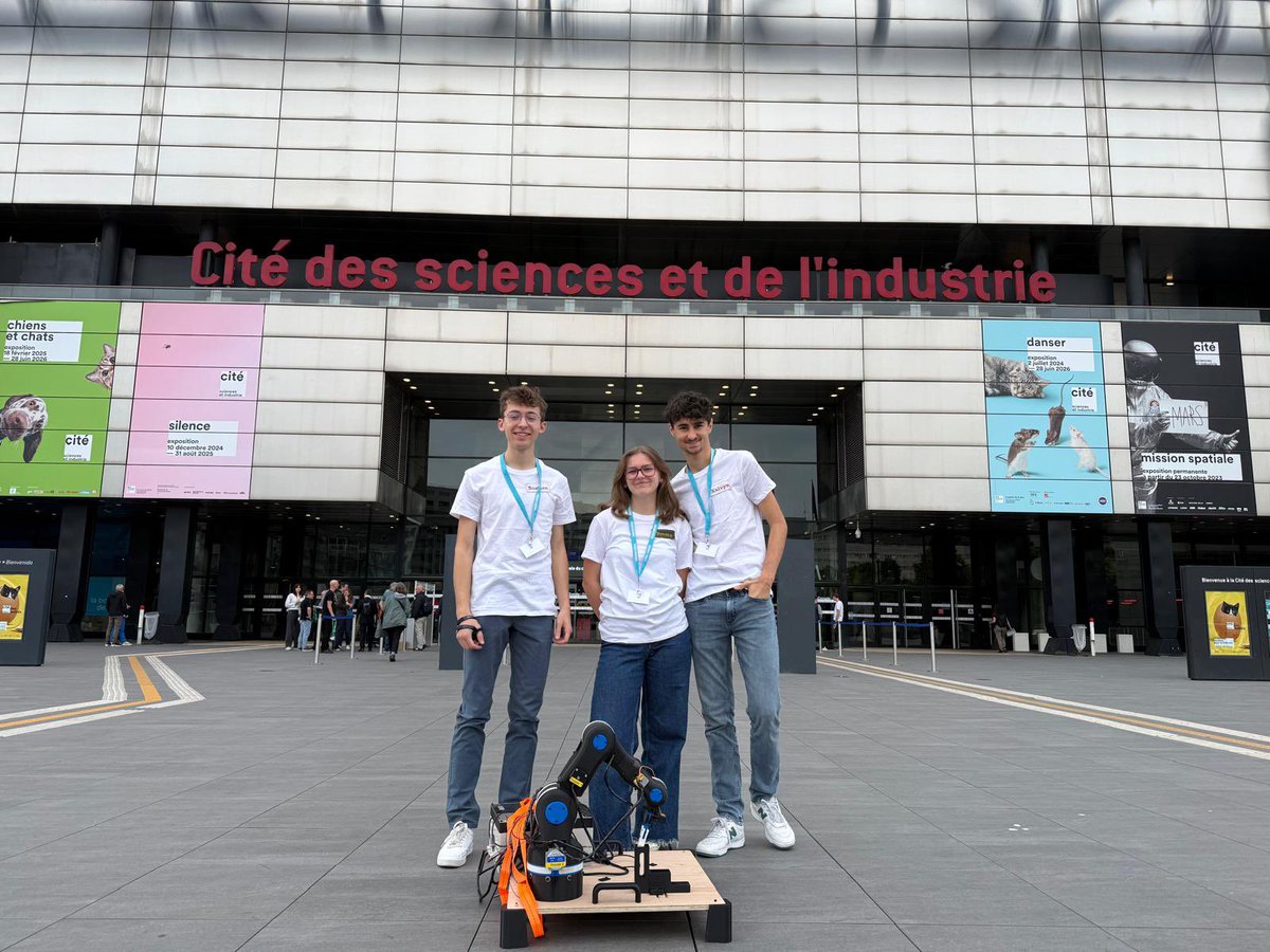 CGénial OrleansTours (@cgenialorltours) on Twitter photo Le projer «RobotJ4 » du lycée Vaucanson de Tours <a href="/ac_orleanstours/">Académie d'Orléans-Tours</a> à la finale nationale du #concoursCGénial2025 à la <a href="/citedessciences/">Cité des sciences et de l'industrie</a> de la Vilette
<a href="/Fond_CGenial/">Fondation CGénial</a> <a href="/Sciences_Ecole/">Sciences à l'École</a> <a href="/csti_ot/">CSTI Orléans-Tours</a> Le projer «RobotJ4 » du lycée Vaucanson de Tours <a href="/ac_orleanstours/">Académie d'Orléans-Tours</a> à la finale nationale du #concoursCGénial2025 à la <a href="/citedessciences/">Cité des sciences et de l'industrie</a> de la Vilette
<a href="/Fond_CGenial/">Fondation CGénial</a> <a href="/Sciences_Ecole/">Sciences à l'École</a> <a href="/csti_ot/">CSTI Orléans-Tours</a>