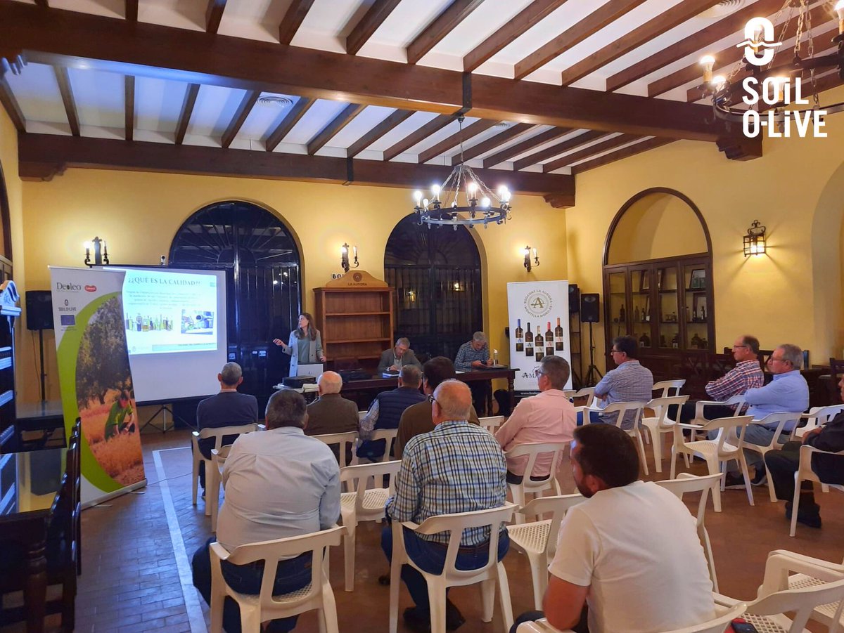 🧑‍🏫A group of farmers from the Montilla area attended the Deoleo and 🍃 Soil O-Live 🍃 Sustainability Conference held at Bodegas La Aurora on 12 May.

📅This week we continue with the trainings

More information on the conference:
soilolive.eu/new-trainings-…

#SoilOlive #UJA
