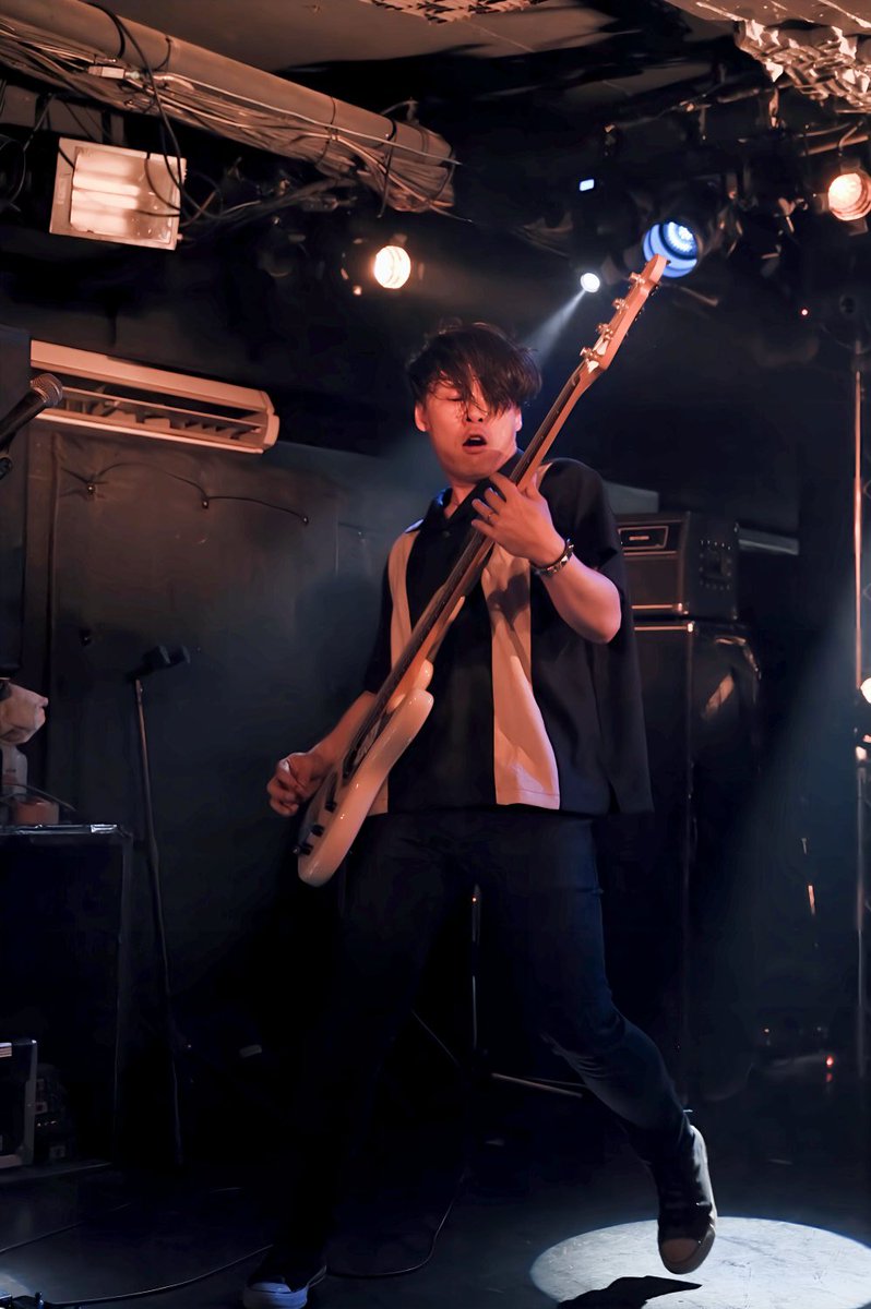 thebodycall's tweet photo. 【5.17(sat)名古屋 栄 TIGHT ROPE】
 "爆音日和"
-ロックンロールが渋滞編-

photo by harry📸 https://t.co/vPwpT5kxYD