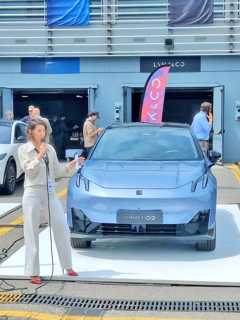 Company Car Drive tweet media