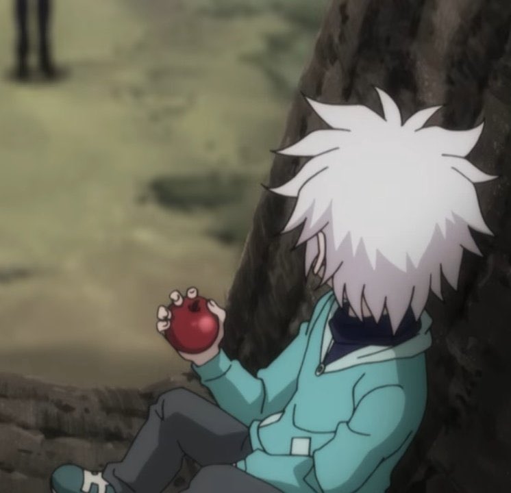 เห็นจ้องกันก็จ้องกลับไปเหมือนกัน ถึงจะแปลกใจที่แถวนี้มีคนโผล่มาด้วย

" คุณนักเรียนมาจากไหนน่ะ เดินหลงมาเหรอ "