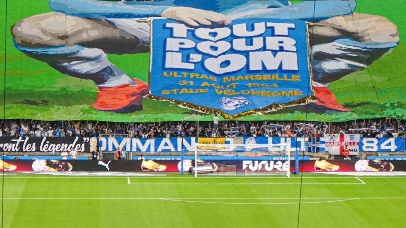 du_jaune's tweet photo. TOUT POUR L'OM 🔵⚪️
#12eHomme #Depuis1984 https://t.co/fflmY2BDId
