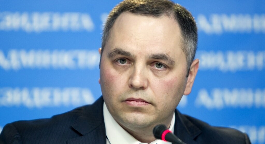 Megatron_ron's tweet image. BREAKING:
🇪🇦🇺🇦 Ukrainian oppositionist and Zelensky critic brutally KILLED in Madrid.
Ex-adviser to Yanukovych Portnov was shot dead near Madrid at the gates of an American school in front of students.
