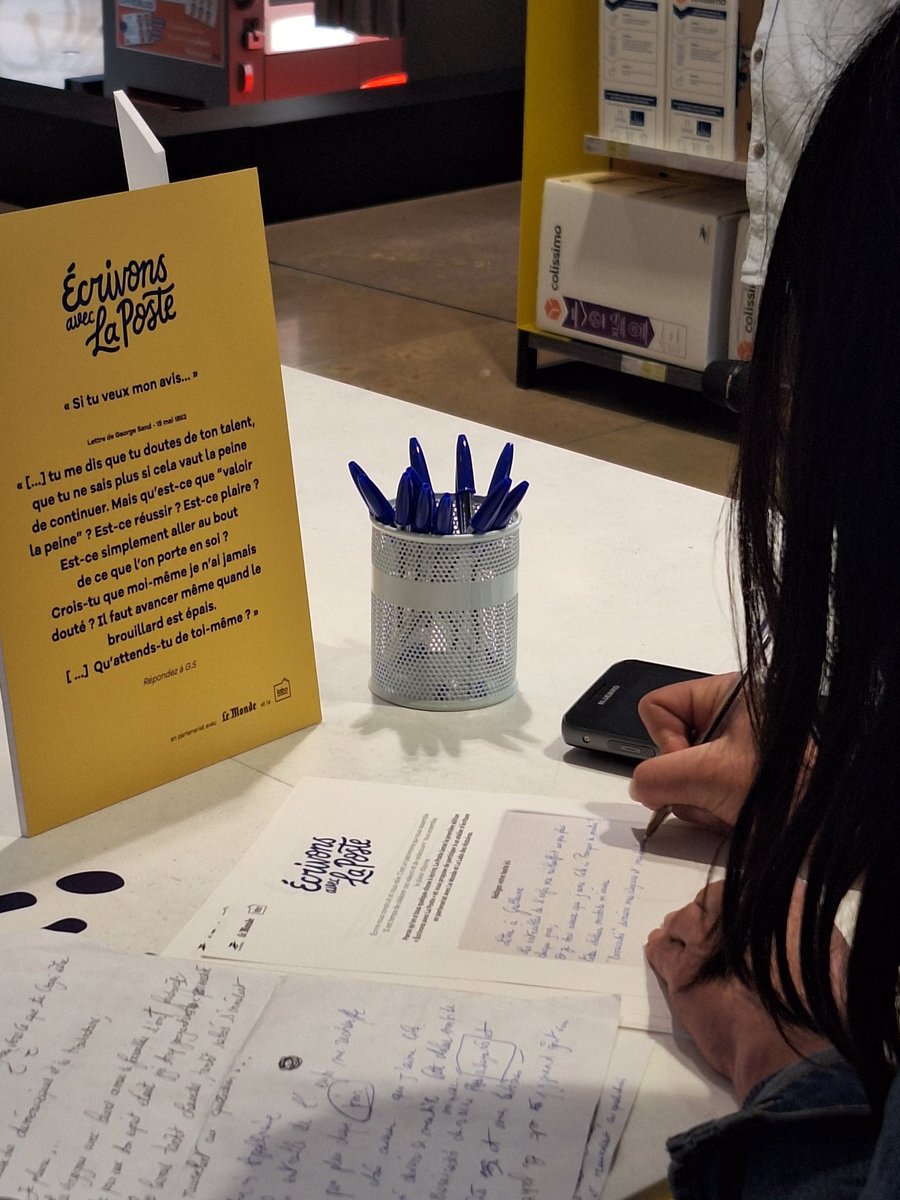Ce 21 mai, #LaPoste célèbre l’écriture avec la première #FêtedelÉcrit !
🚩 RV au bureau de poste du Louvre (50 rue du Louvre, Paris 1er) pour participer à de nombreux ateliers (rédaction, calligraphie, cartes postales...) autour de cet art mémoriel et intemporel qu'est l’écriture