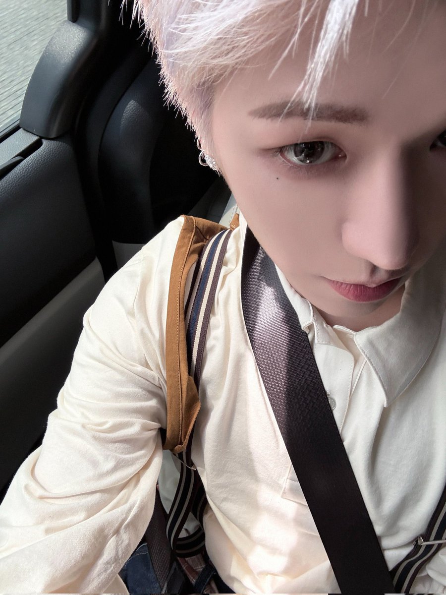 WEVERSE UPDATE #RIWOO 🦦— 250520: 📸

#BOYNEXTDOOR #보이넥스두어 #BND #리우 #RIWOO