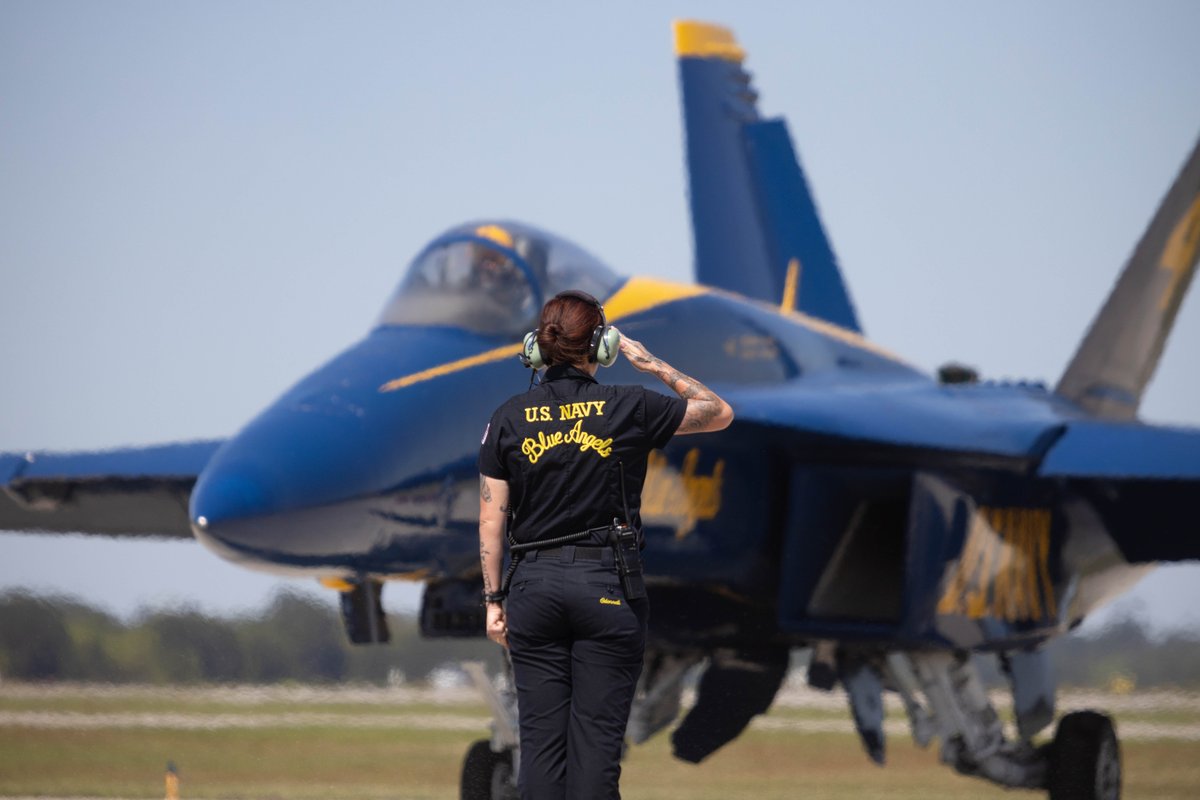 Air Dot Show Tour tweet media