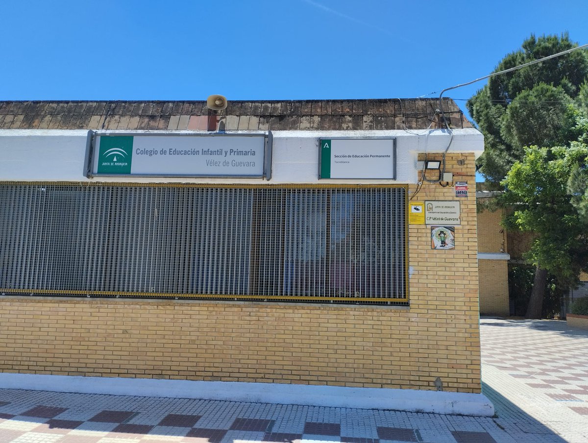 CCOO ha comprobado que el <a href="/CeipVelez/">CEIP Vélez de Guevara</a>, en Torreblanca, un centro que trabaja día a día por la integración de su alumnado, sufre la falta de su monitora escolar, una figura indispensable para la comunidad educativa.

CCOO denuncia que los recortes de personal y los retrasos en