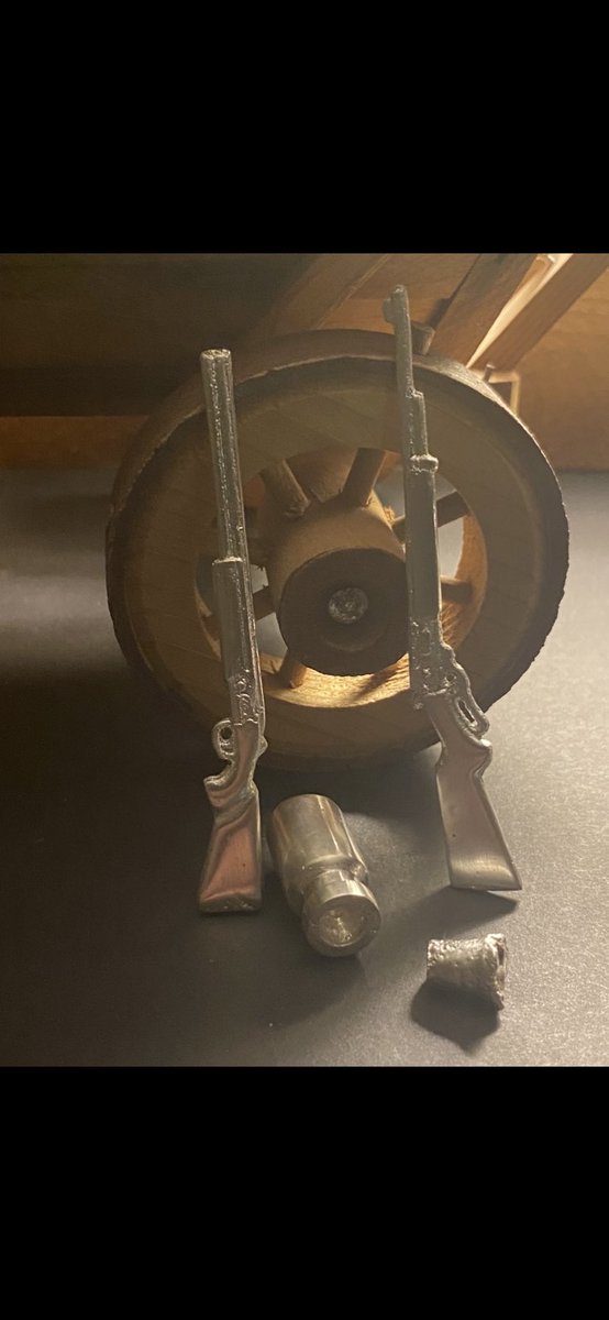 BugOutBoy77's tweet photo. Goin Western for #WeaponsWednesday
From BugOutBullion!!
#silver #silversqueeze #preciousmetals #handpours https://t.co/LSfaxAeShi