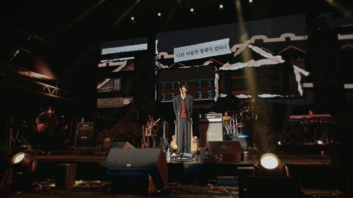 official_lsy's tweet image. 𝟮𝟬𝟮𝟱 𝗟𝗢𝗩𝗘𝗦𝗢𝗠𝗘

이승윤 - 너의 둘레(Around You) Live Clip @ 2025 LOVESOME 

🔗youtu.be/9gs5Kz-WLyE

#이승윤 #LEESEUNGYOON
#LOVESOME